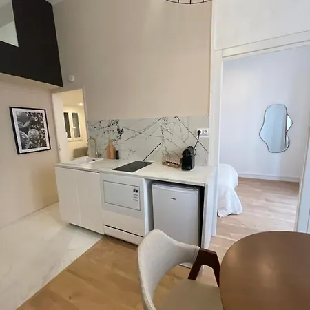 Cartier Apartment Lyon