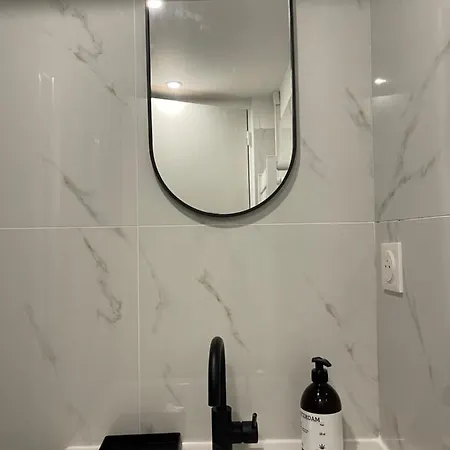 Cartier Apartment *
